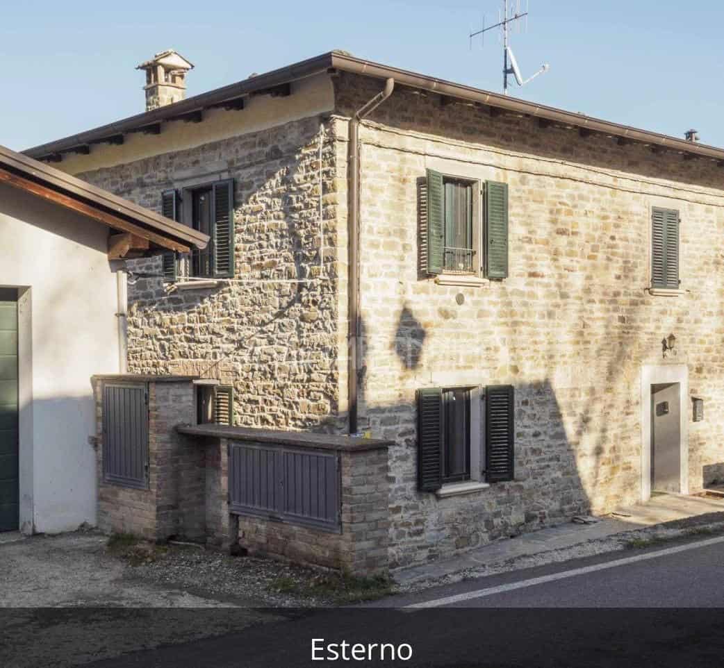 APPARTAMENTI IN FABBRICATO IN SASSO