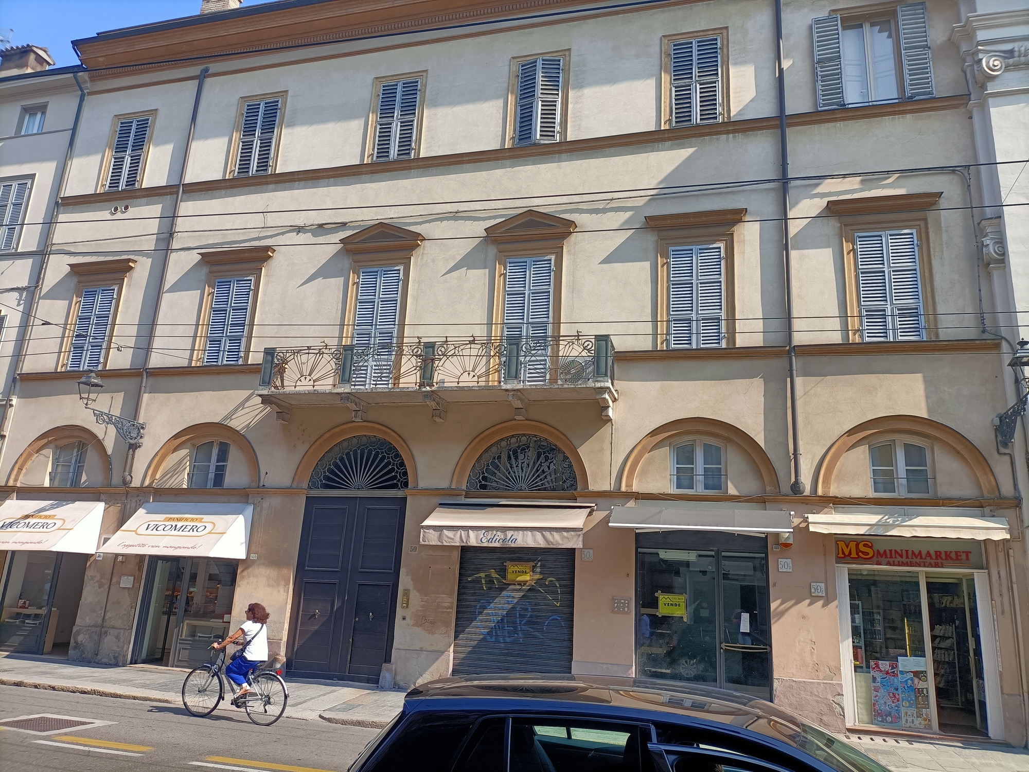 Affitto Parma centro: Bilocale arredato in Strada della Repubblica