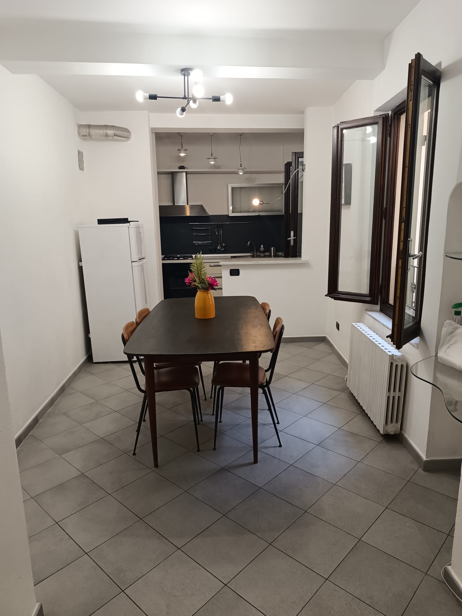 Affittasi Bilocale Ristrutturato a Parma, Centro – €800