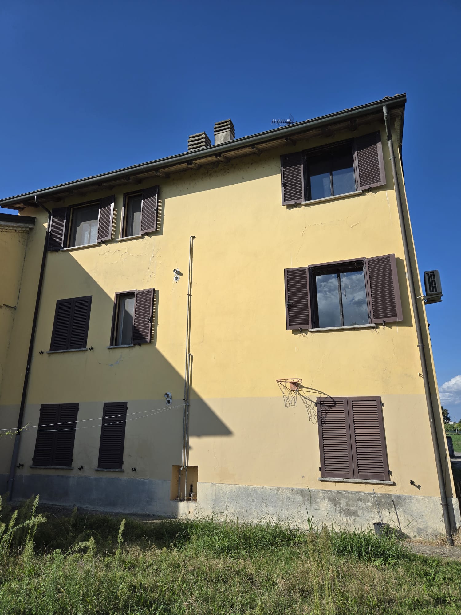 🏡 TRILOCALE IN TRIFAMILIARE A VICOFERTILE – OCCASIONE UNICA!