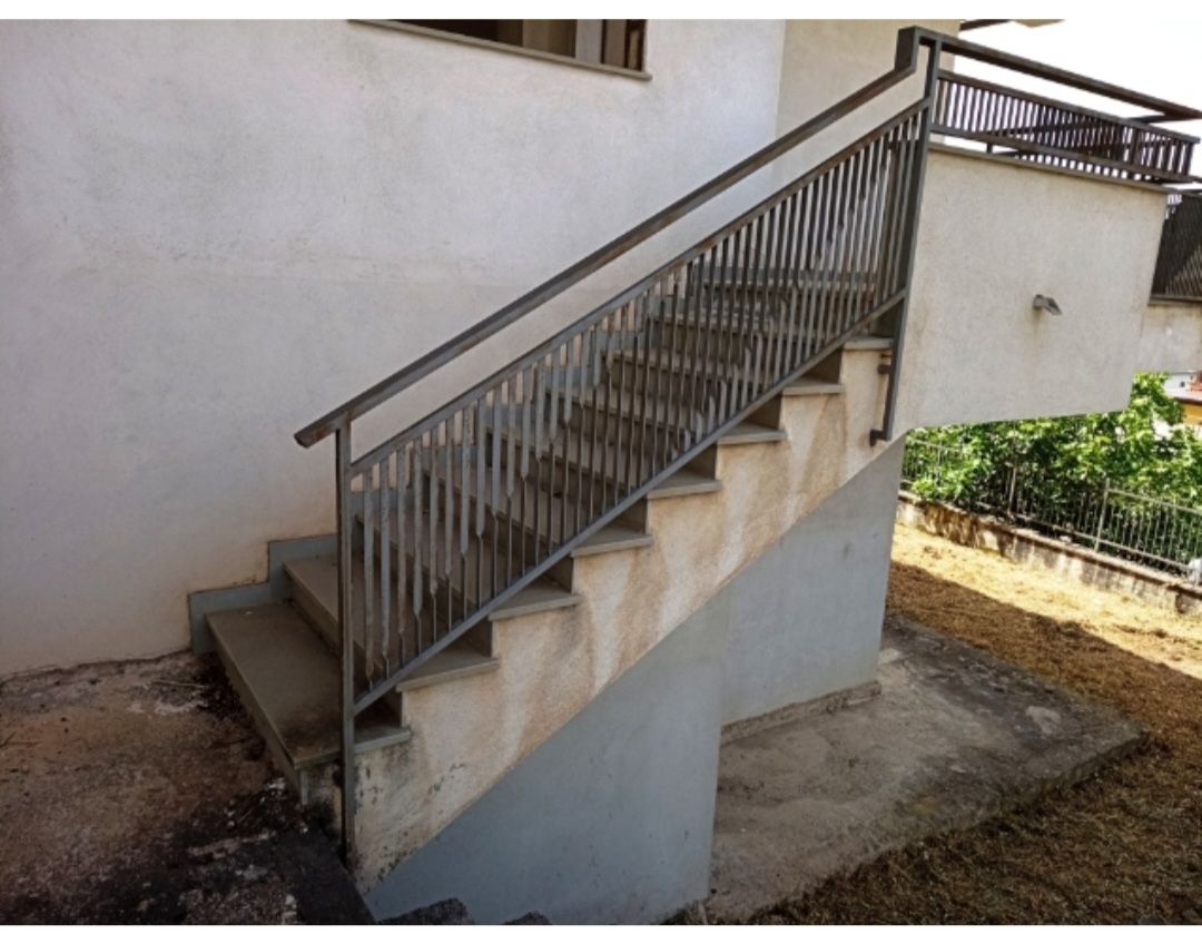 Villa in fase di costruzione Image 2