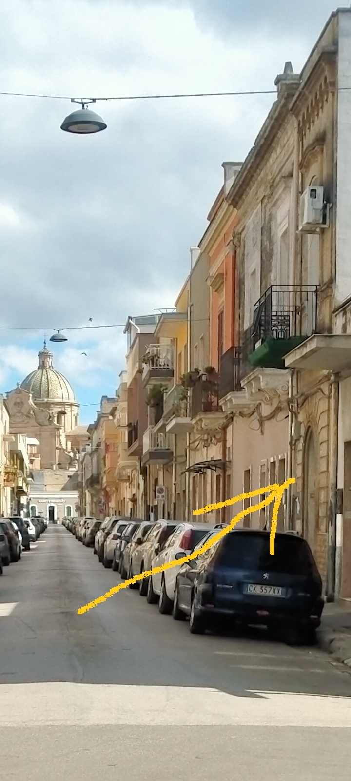 Abitazione singola su due piani.