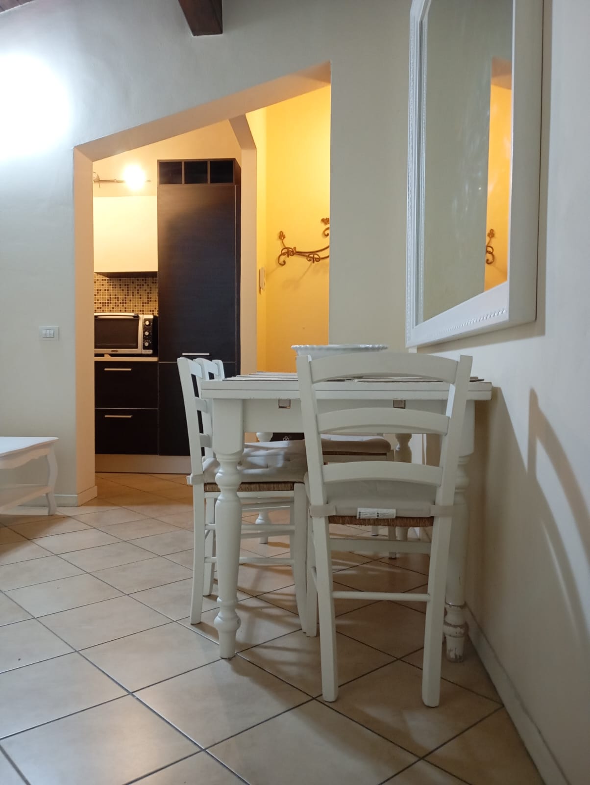 Trilocale pressi piazza Università-Staz Porta al Serraglio