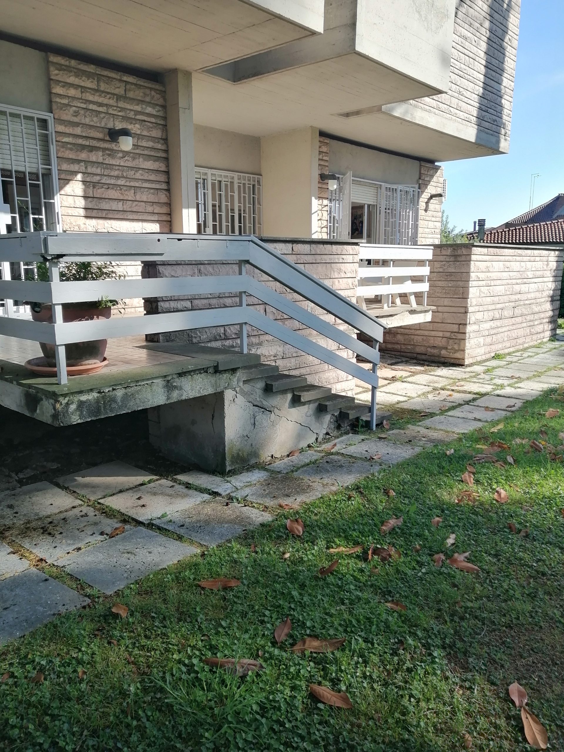 Vendesi villa unifamiliare