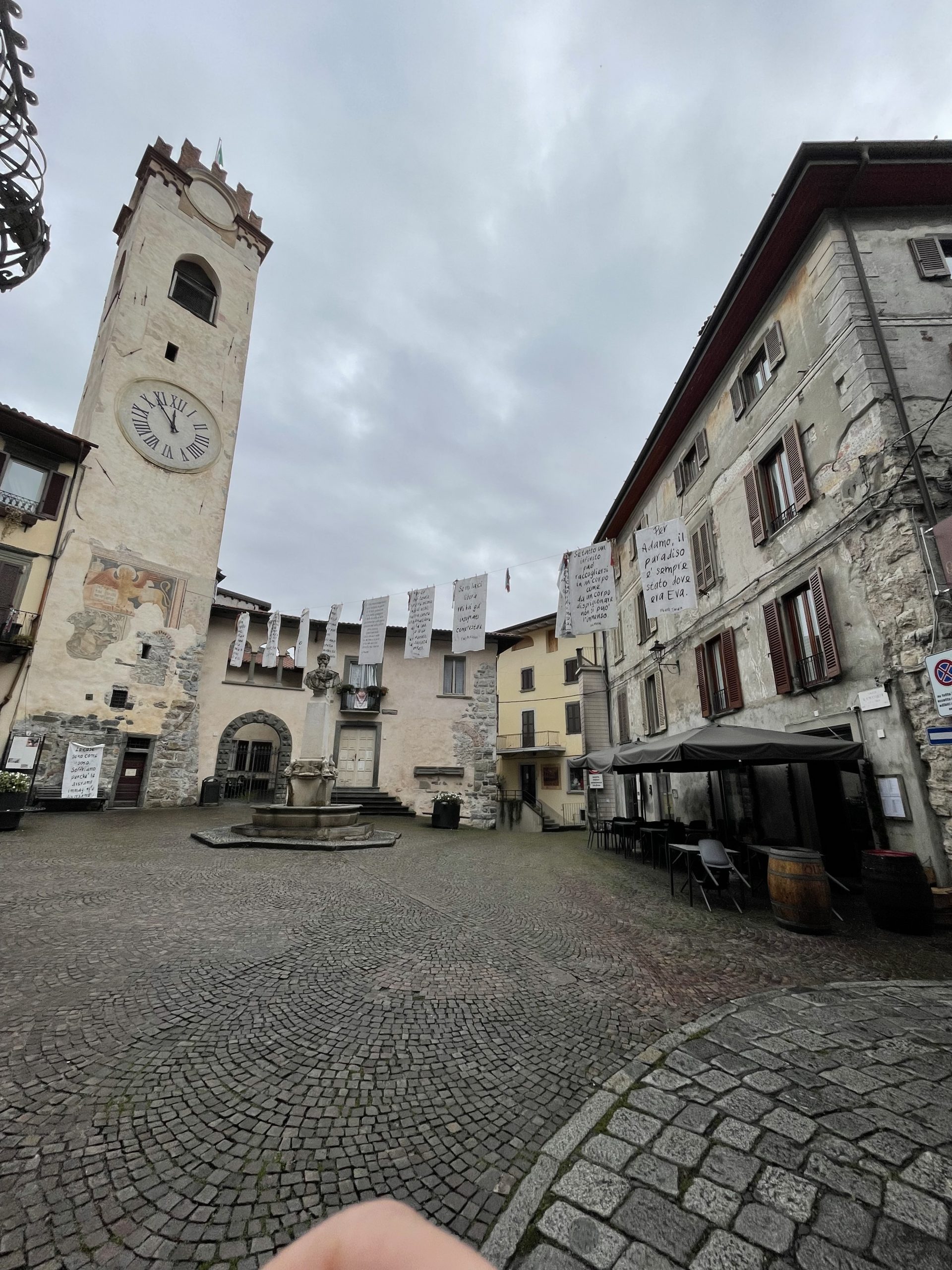 Trilocale centro storico Lovere