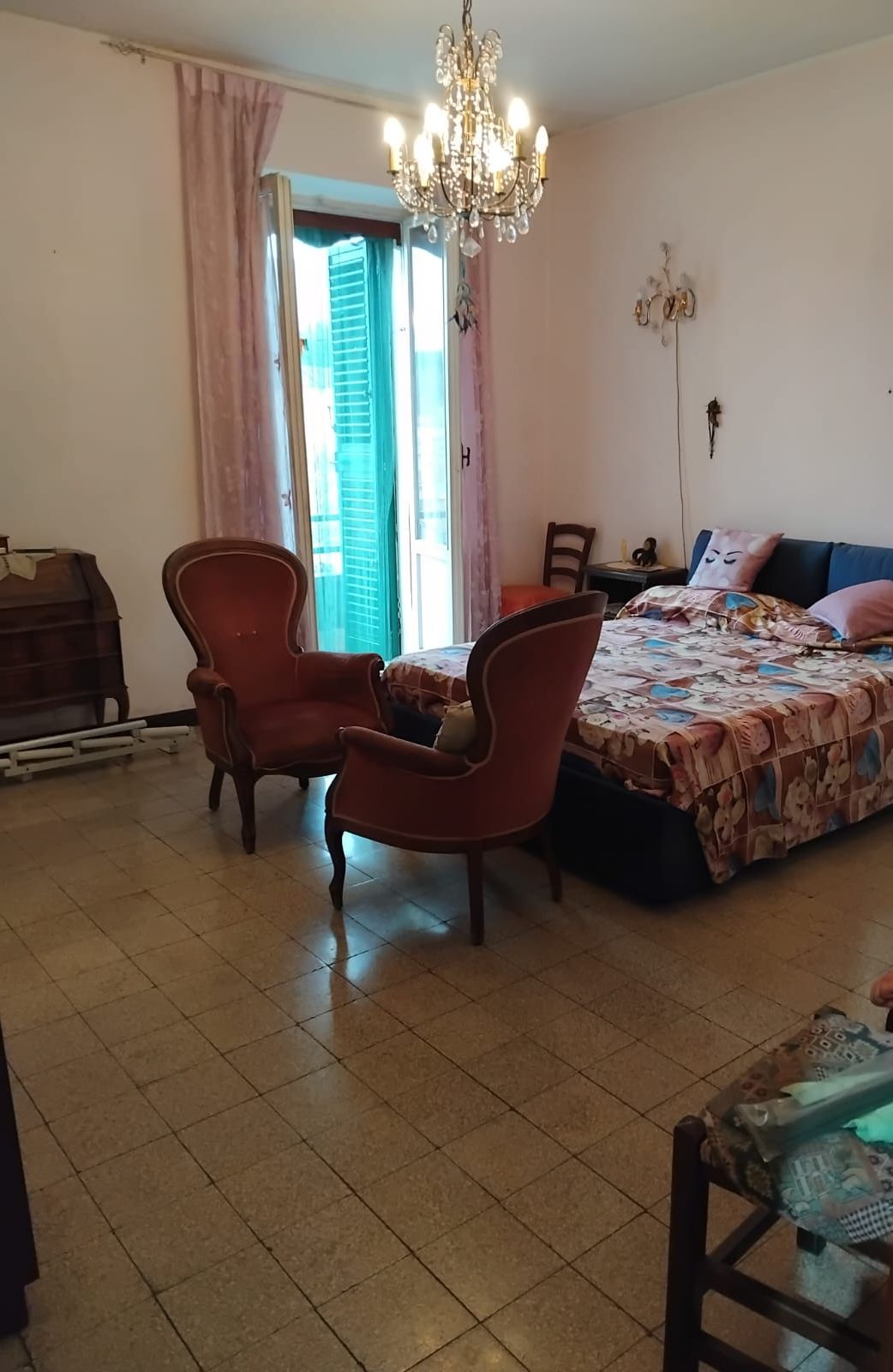 Terni Via Turati: Appartamento 65mq con Terrazzi, Ultimo Piano, a soli 28.000€!
