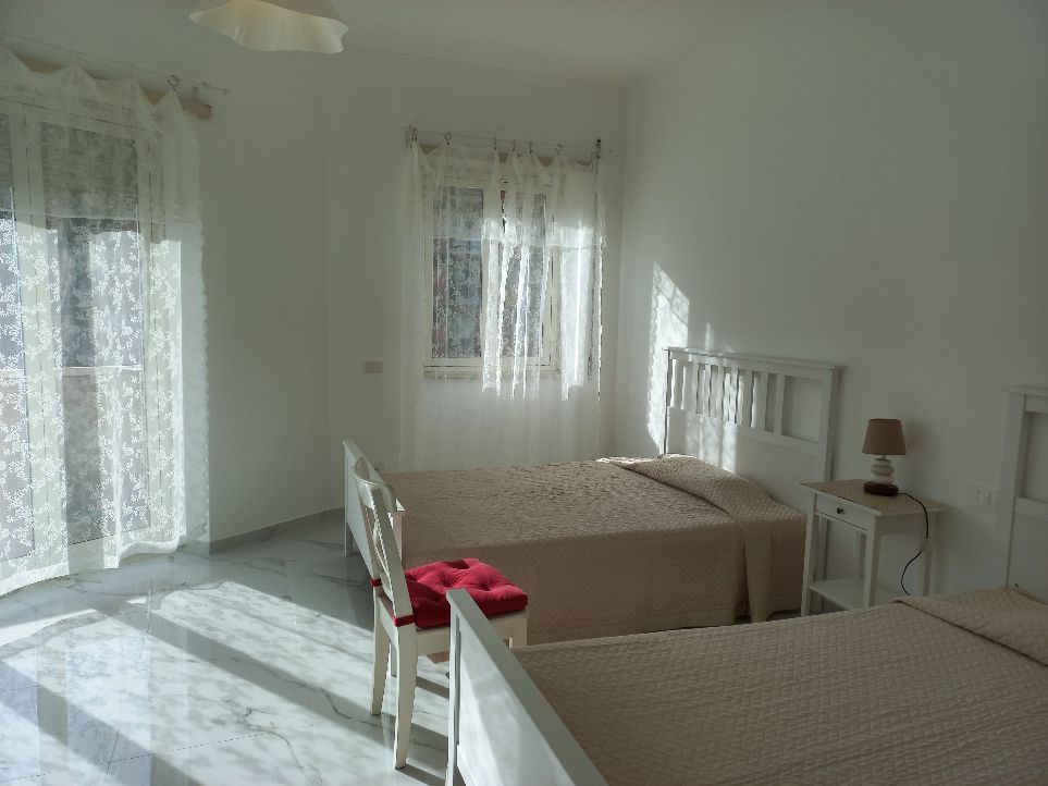 Stanza doppia  metro Colli Albani