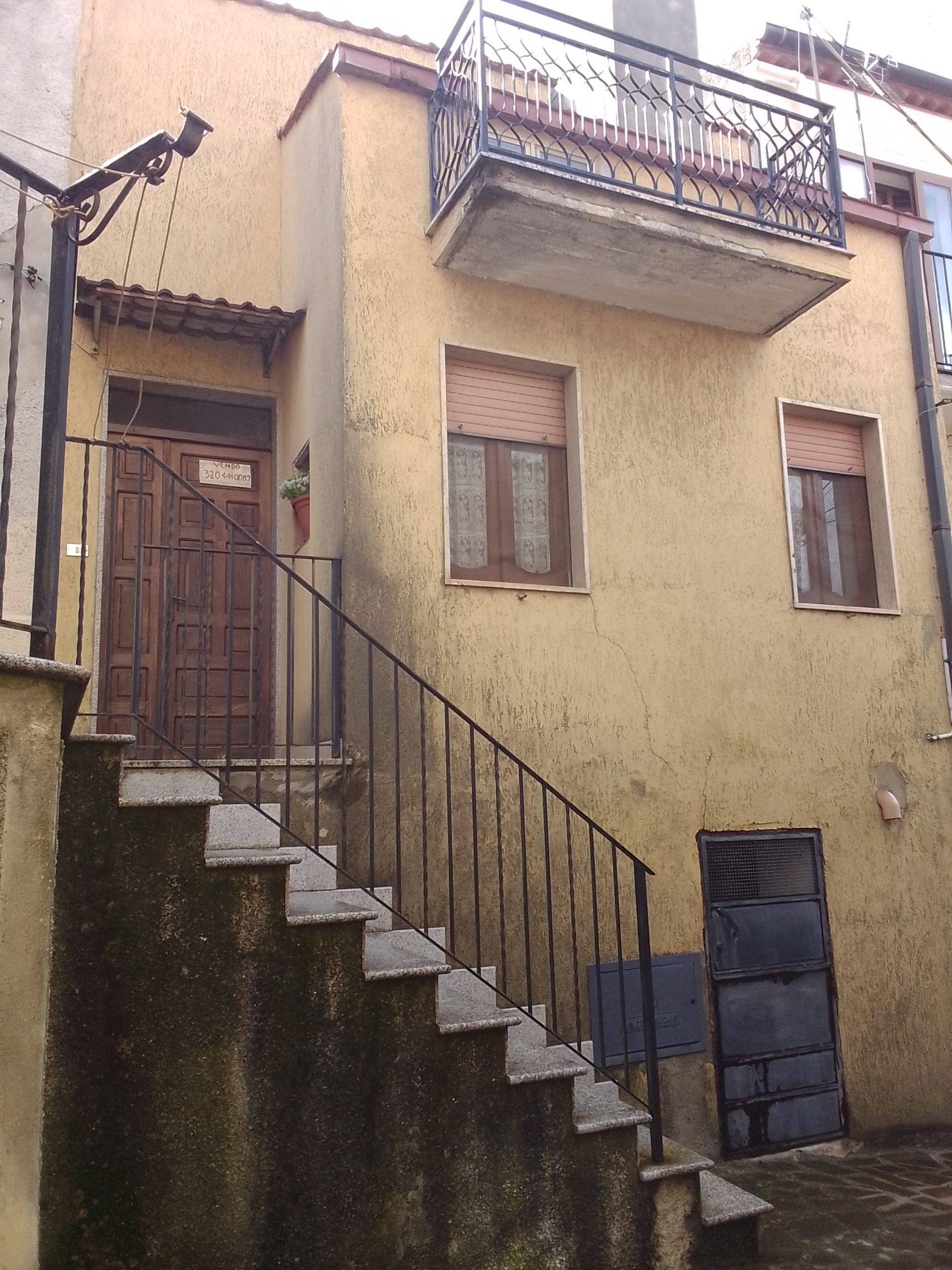 **Teana Centro: Mansarda con Terrazzo, Zero Spese! SOLO €20.000!**