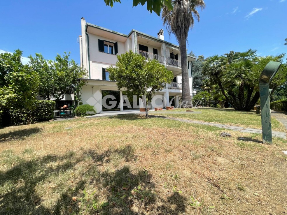 VILLA IN VENDITA A RENDE