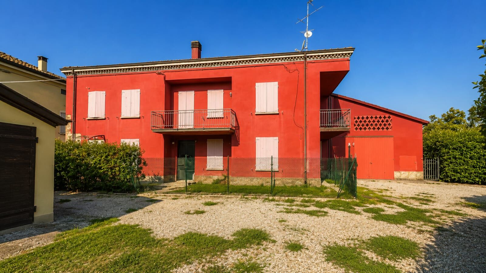 Appartamento in piccolo contesto da ristrutturare a Basilicanova