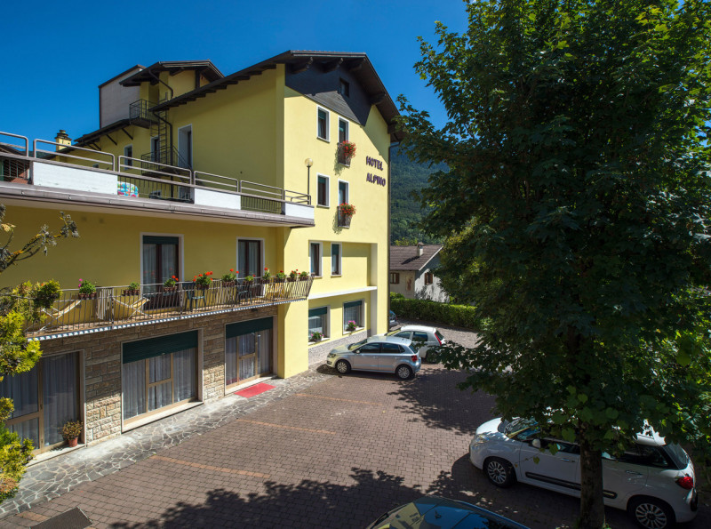 Hotel – albergo in vendita di 1235 mq Image 3