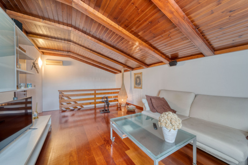 Bifamiliare in vendita di 228 mq a Rubano Image 3