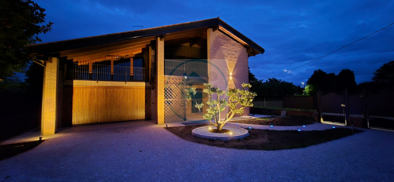 Casa singola in vendita di 400 mq a San Giorgio delle Pertiche Image 4