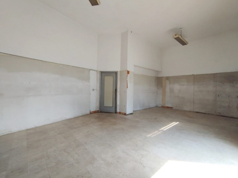 Negozio in affitto di 64 mq Image 10