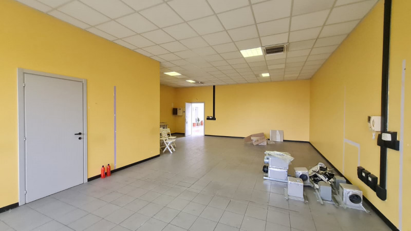 Ufficio in affitto di 100 mq a Buccinasco Image 5