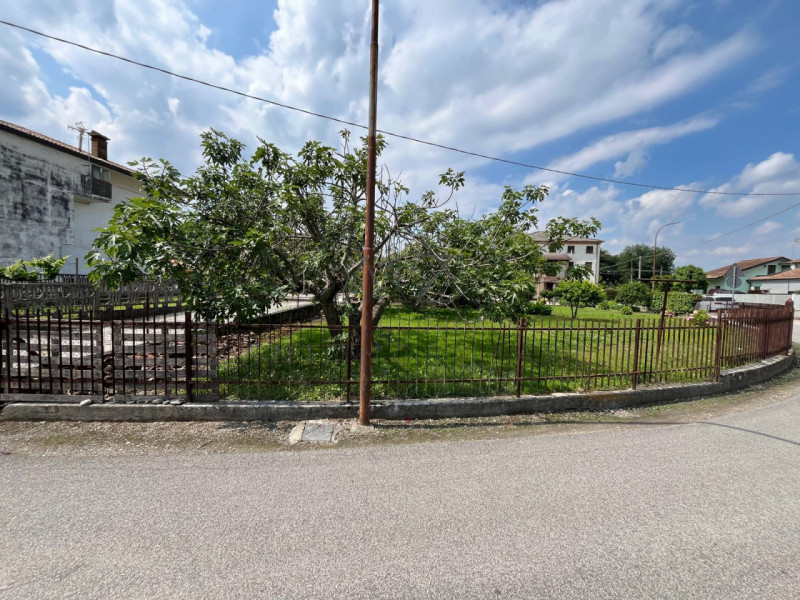 Casa singola in vendita di 360 mq a Castelfranco Veneto Image 8