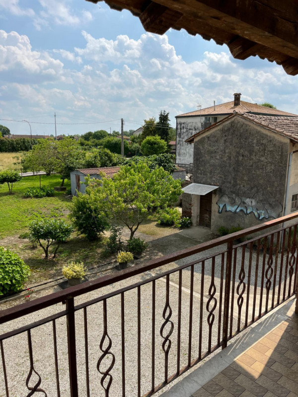 Casa singola in vendita di 360 mq a Castelfranco Veneto Image 10