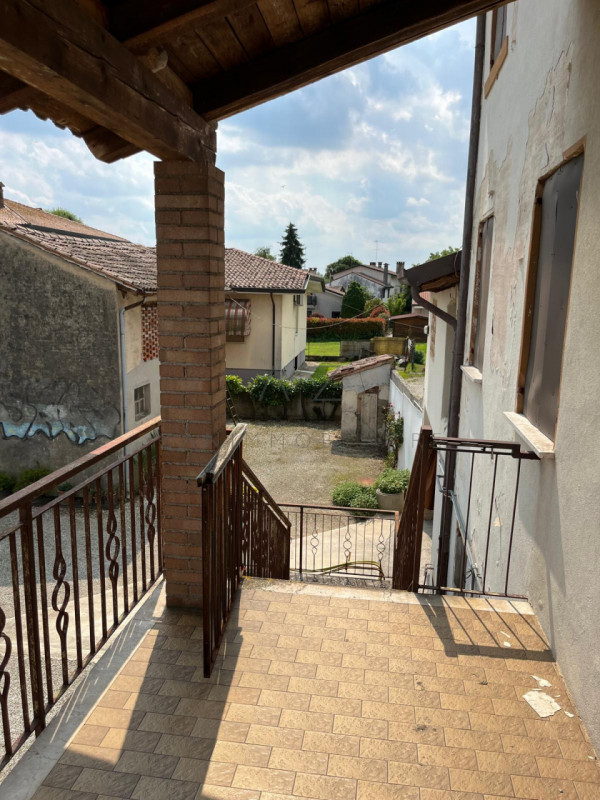 Casa singola in vendita di 360 mq a Castelfranco Veneto Image 9