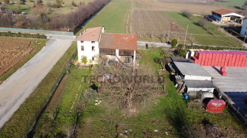 Casa singola in vendita di 300 mq a Malo Image 10