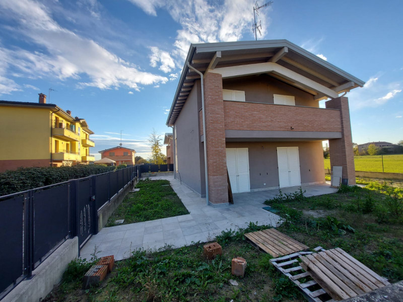 Casa singola in vendita di 200 mq a Casale Image 5