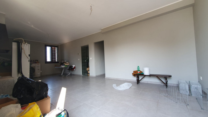 Casa a schiera in vendita di 332 mq a San Felice sul Panaro Image 2