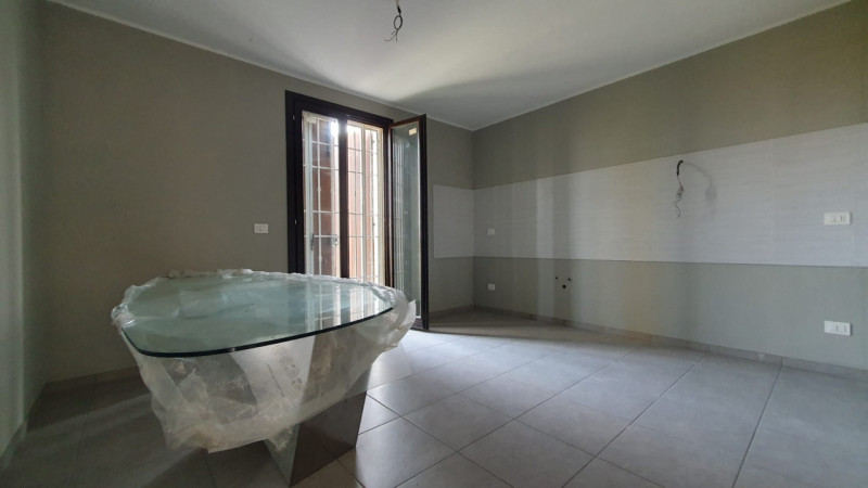 Casa a schiera in vendita di 332 mq a San Felice sul Panaro Image 7