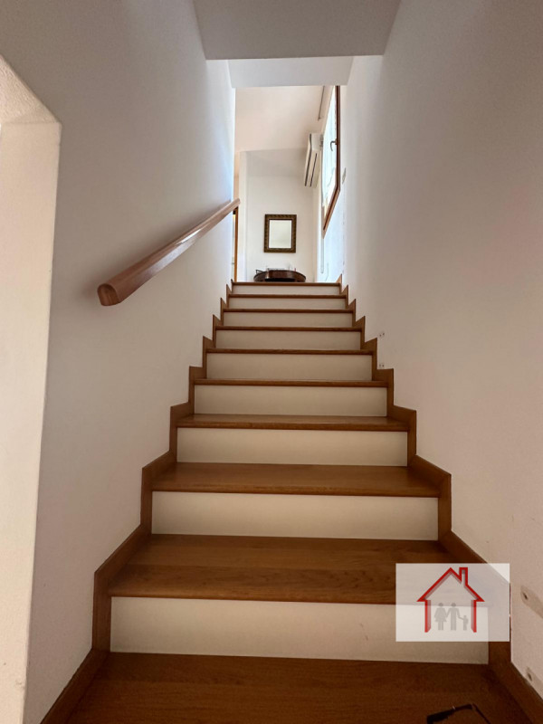 Casa a schiera in vendita di 180 mq a Cusignana Image 3