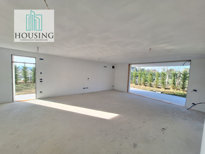 Casa singola in vendita di 162 mq a Abano Terme Image 2