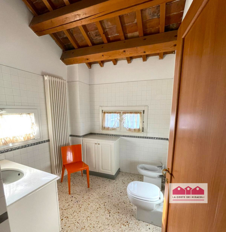 Appartamento in affitto di 90 mq a Vicenza Image 8