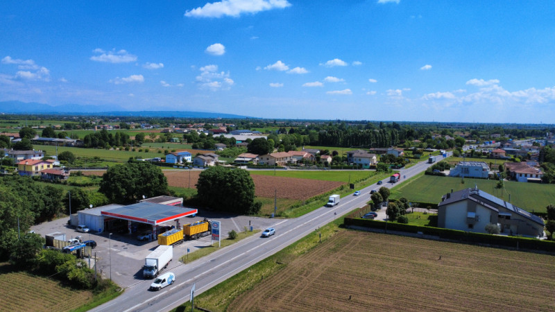 Terreno in vendita di 4186 mq a Castelfranco Veneto Image 3