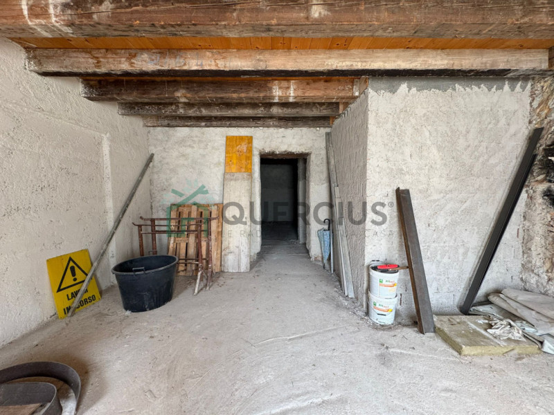 Rustico in vendita di 370 mq a Campiano Image 4