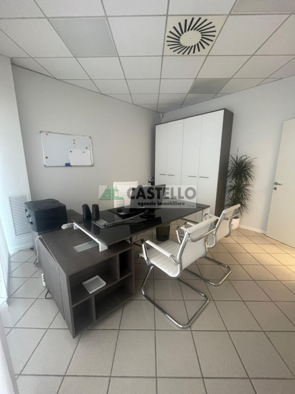 Negozio in vendita di 65 mq a Castagnara Image 4