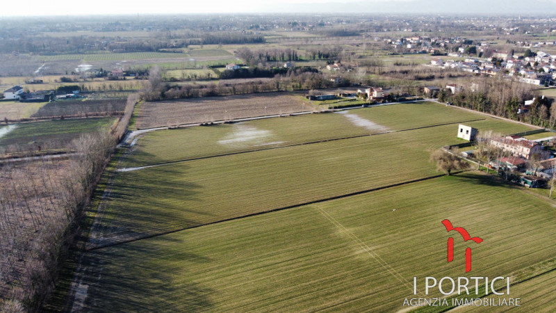 Terreno in vendita di 28000 mq a Venezia Image 6
