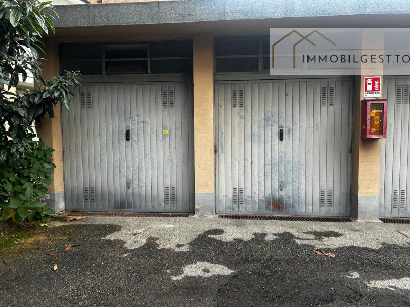 Garage in vendita di 14 mq a Torino Image 2