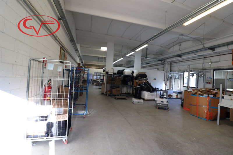 Capannone in affitto di 400 mq Image 2