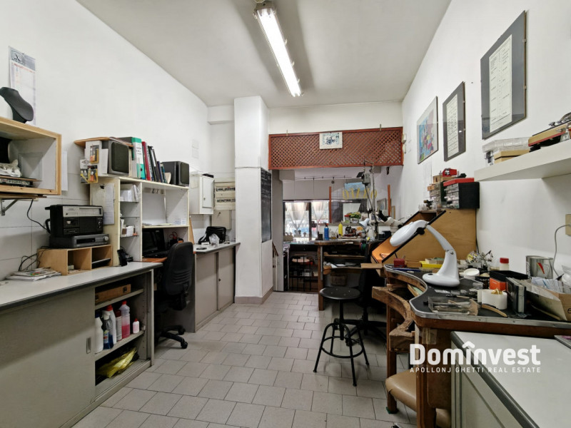 Negozio in vendita di 60 mq a Roma Image 10