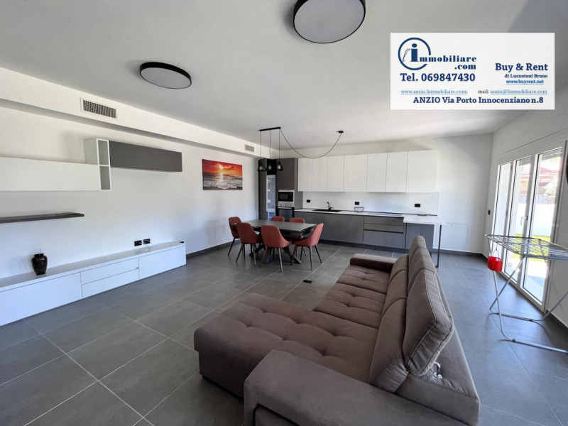 Bifamiliare in vendita di 110 mq a Anzio Image 1