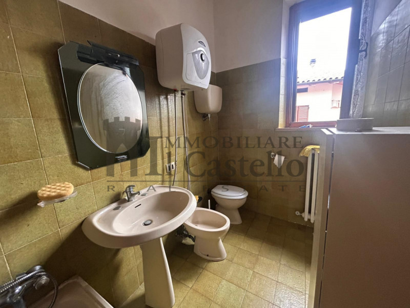 Casa a schiera in vendita di 95 mq a Castiglione del Lago Image 2