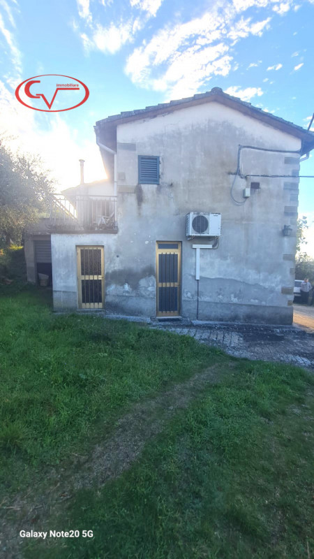 Casa a schiera in vendita di 97 mq a Terranuova Bracciolini Image 2