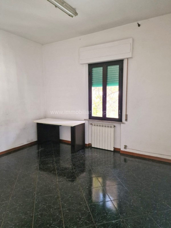 Casa a schiera in vendita di 158 mq a Lucignano Image 3