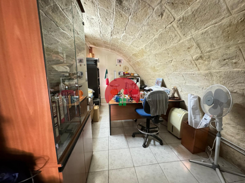 Garage in vendita di 125 mq Image 9