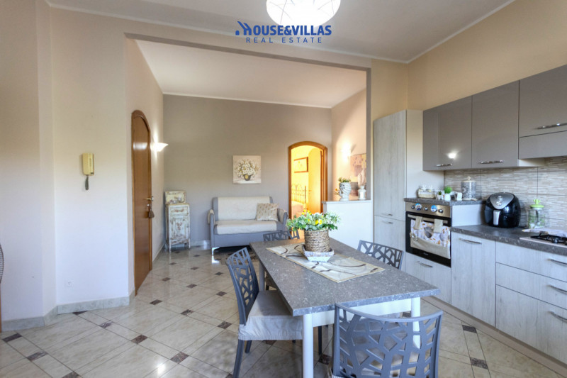 Villa in vendita di 540 mq Image 3