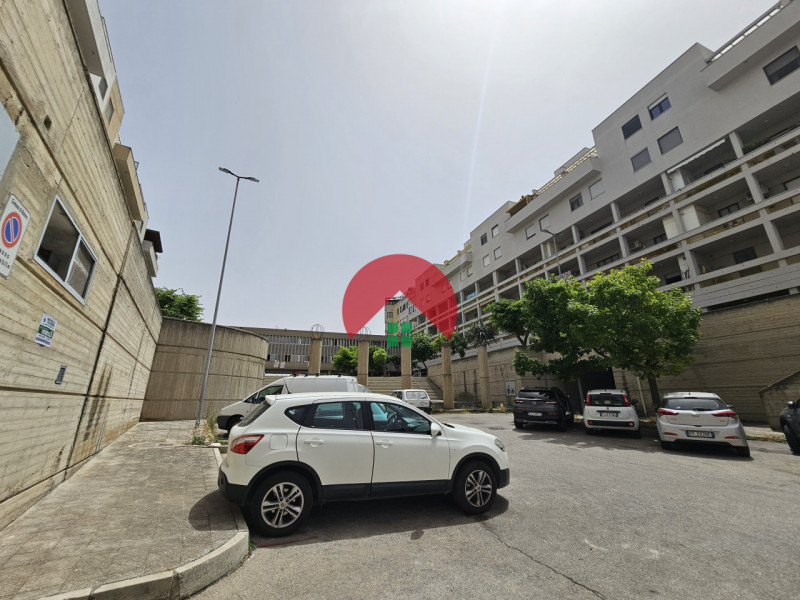 Laboratorio in vendita di 220 mq Image 2