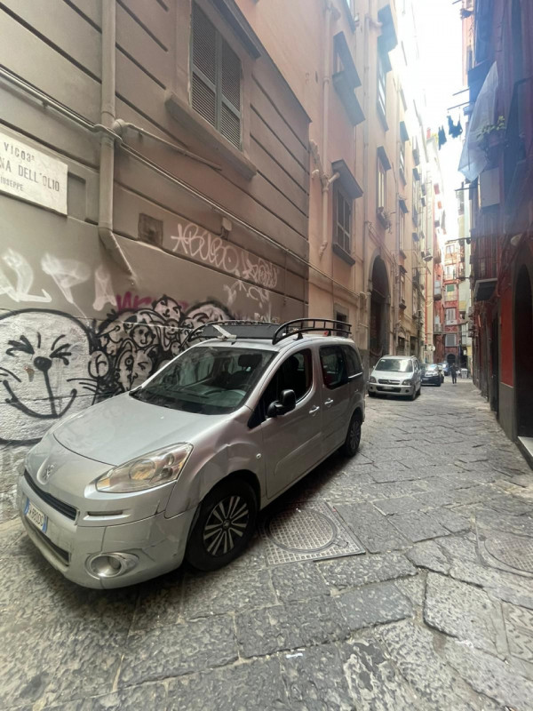 Negozio in vendita di 53 mq a Napoli Image 4