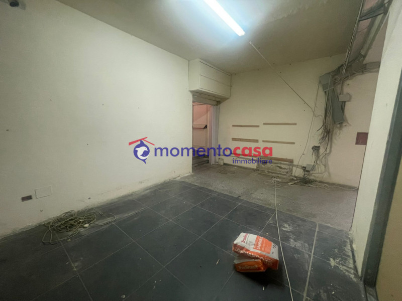 Magazzino in vendita di 520 mq a Reggio di Calabria Image 5