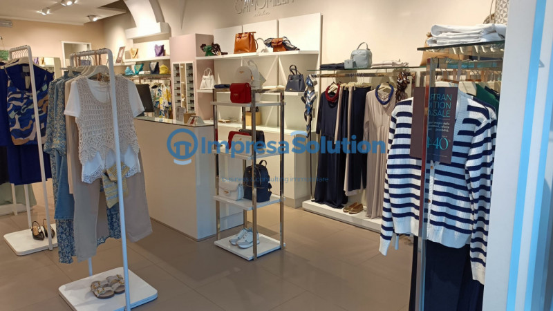 Negozio in vendita di 109 mq a Foggia Image 9