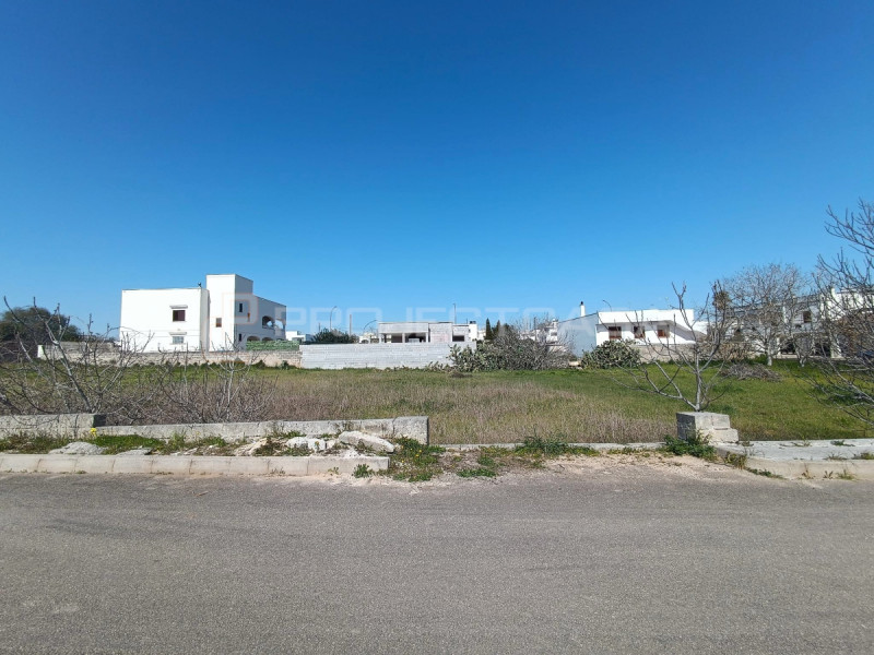 Terreno in vendita di 569 mq a San Cassiano Thumbnail