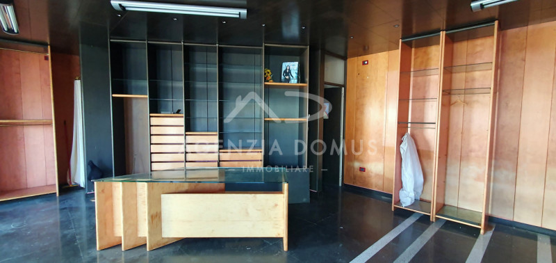 Negozio in vendita di 70 mq a Racale Image 8