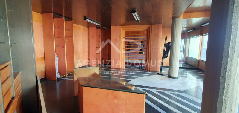 Negozio in vendita di 70 mq a Racale Image 10