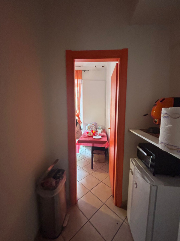 Appartamento in affitto di 50 mq a Napoli Thumbnail